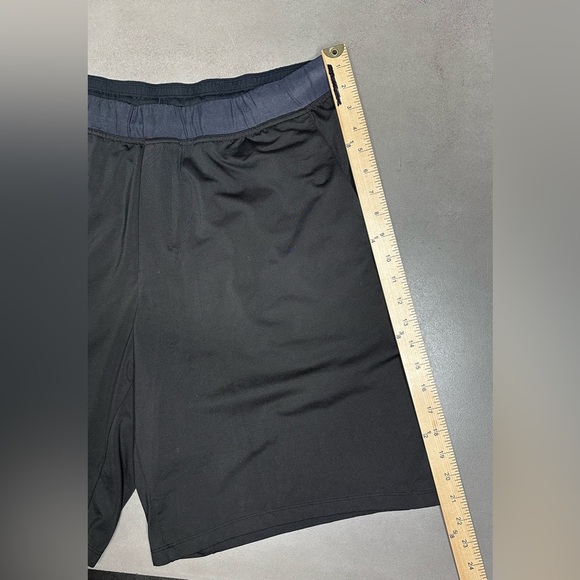 Lululemon 10” Linerless Black Athletic Shorts - XL - Picture 7 of 9